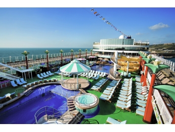Loď Norwegian Gem