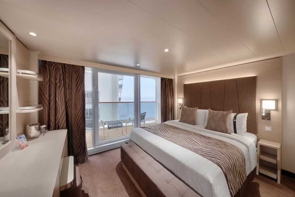 Kajuta s balkonem MSC World Asia