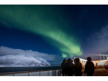 -Nordlys-pa-dekk-Tromso-Norge-HGR-11234_1024-1